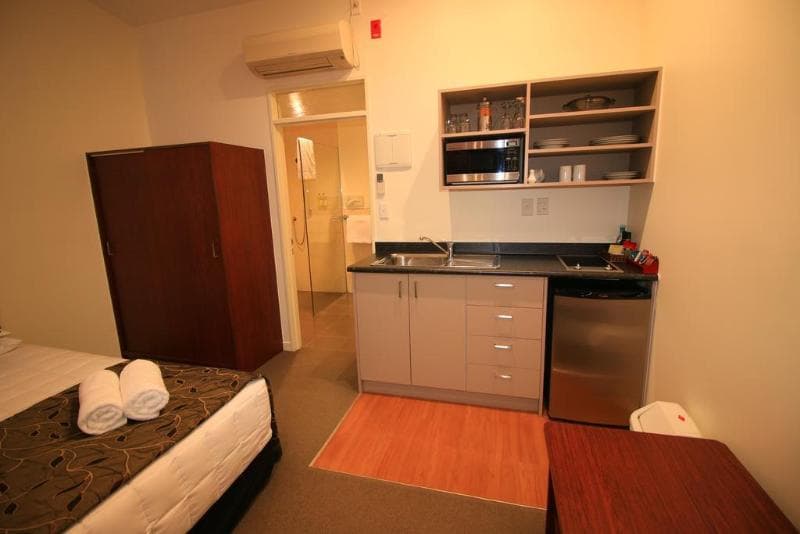 Fitzherbert Regency Motor Lodge 4