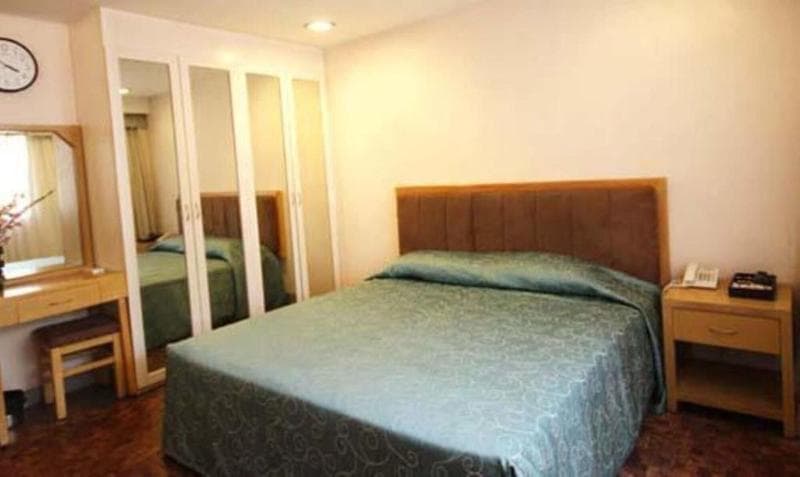 Bayfront Hotel 3
