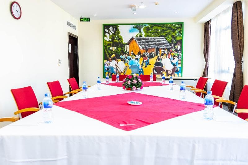 Holiday Inn Dar Es Salam photo 1