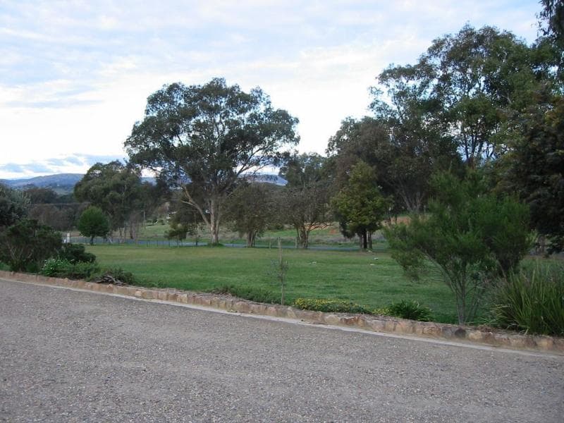 Tumut Valley Motel 5