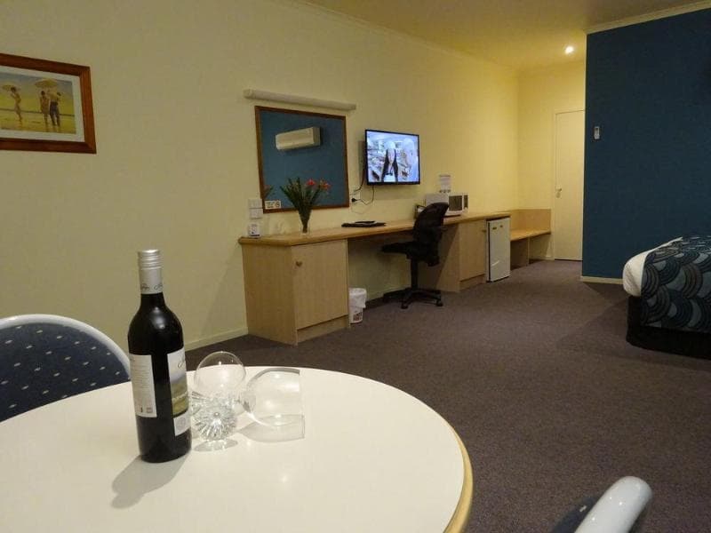 Victoria Lodge Motor Inn 4