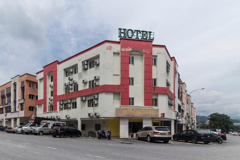Sahara Hotel Selayang main