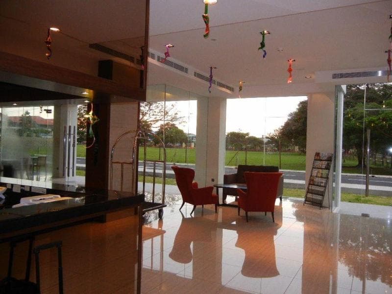 C'haya Hotel 5