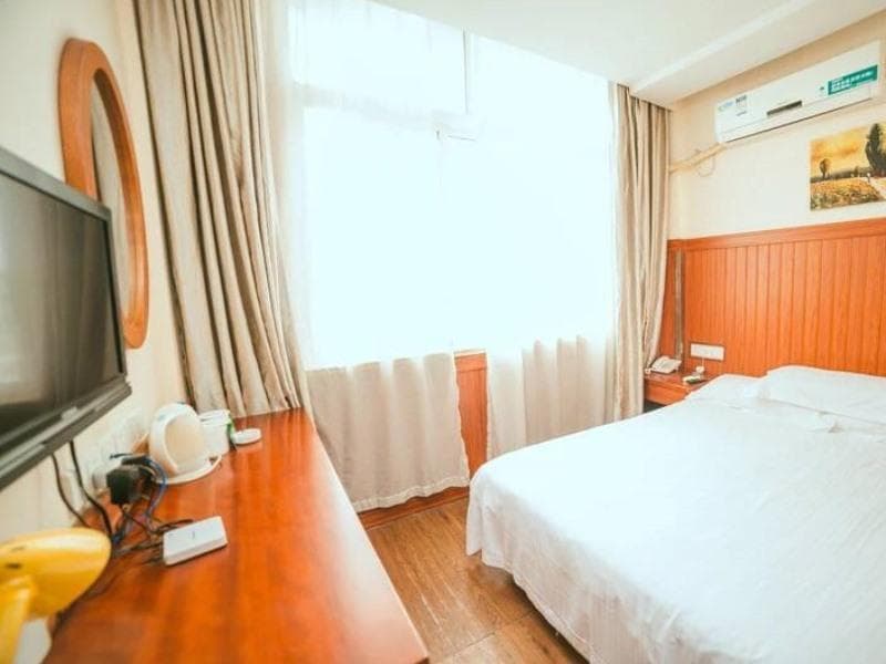 Greentree Innyangzhou Slender West Lake Wenchang Attic Hotel photo 1