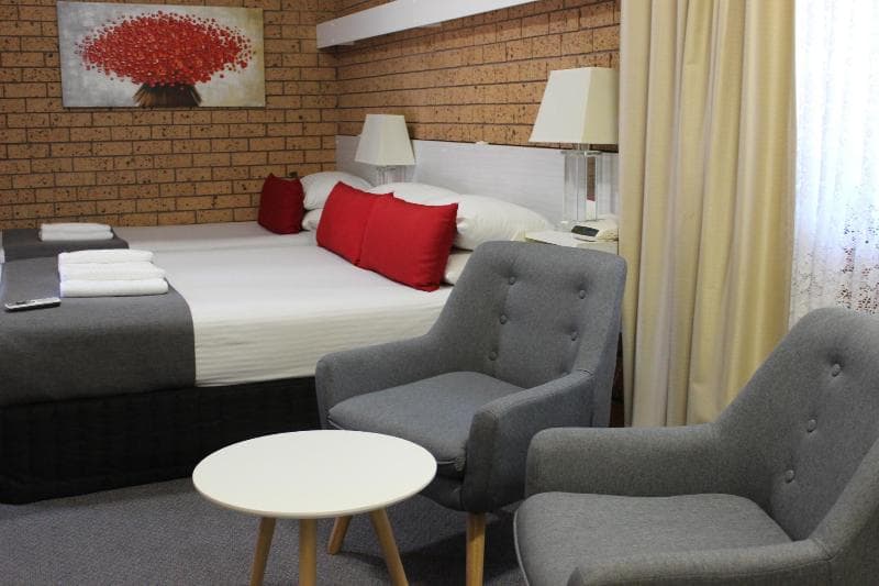 Golden Harvest Motor Inn 2