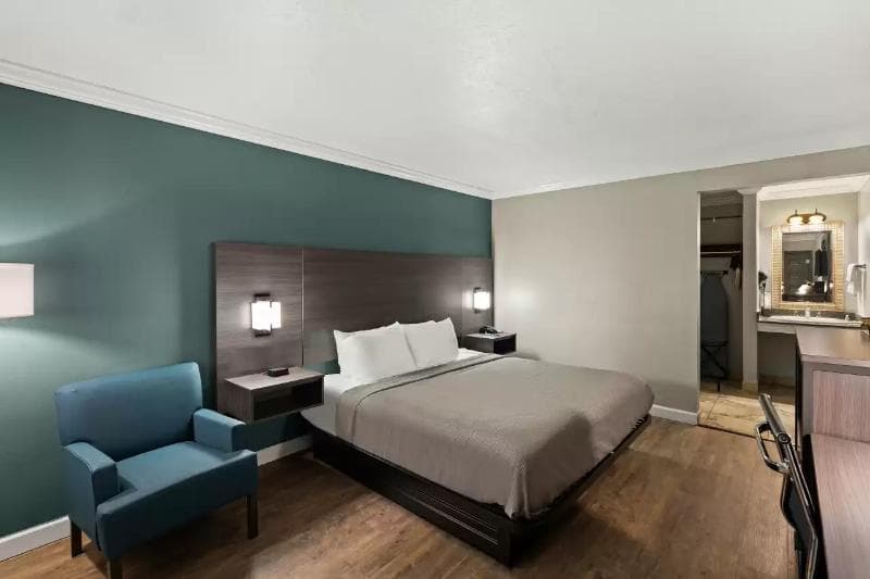 Quality Inn main