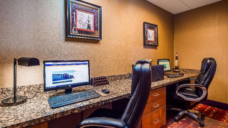 Best Western Plus Carousel Inn & Suites photo 1