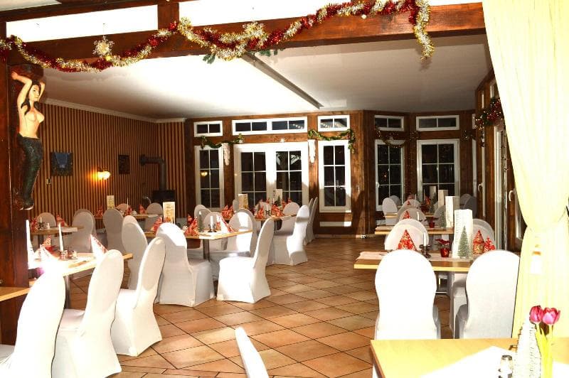Strandhotel Buckow main