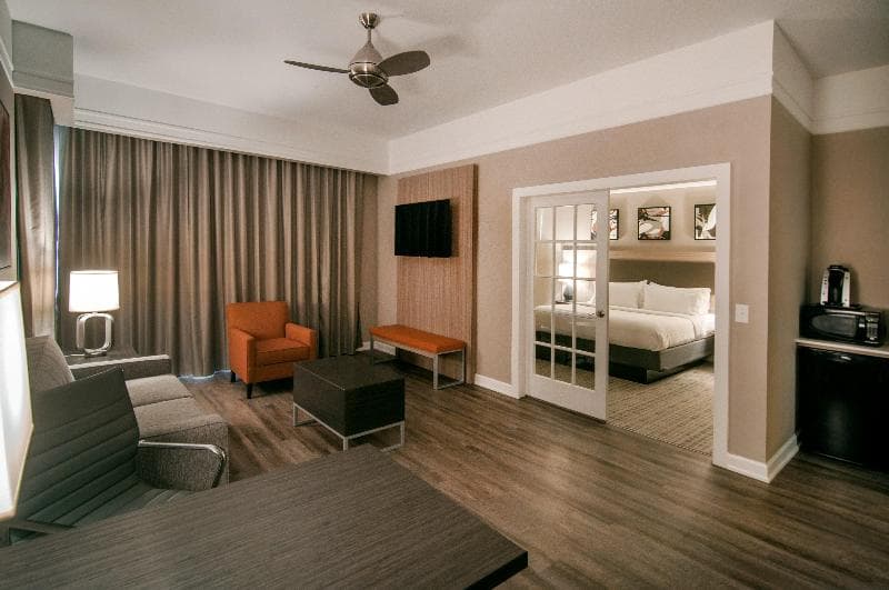 Holiday Inn Baton Rouge College Drive I-10 5