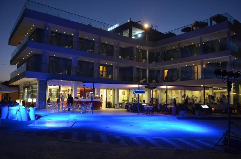 Belvedere main