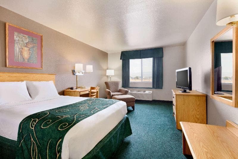 Travelodge By Wyndham Yermo 3