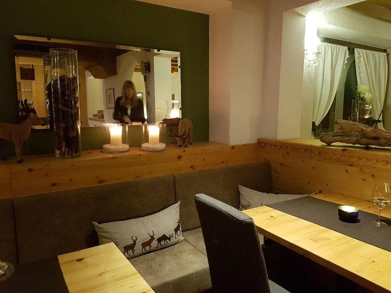 Alphotel Stocker 2