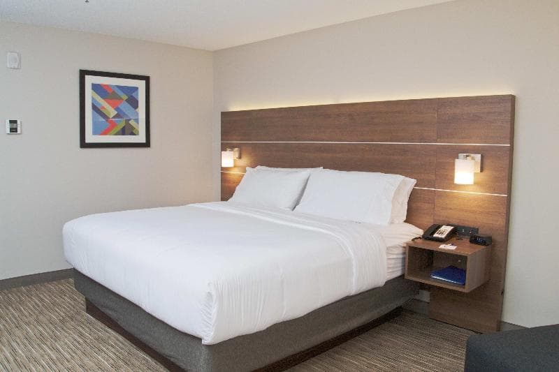 Holiday Inn Express South Burlington 2
