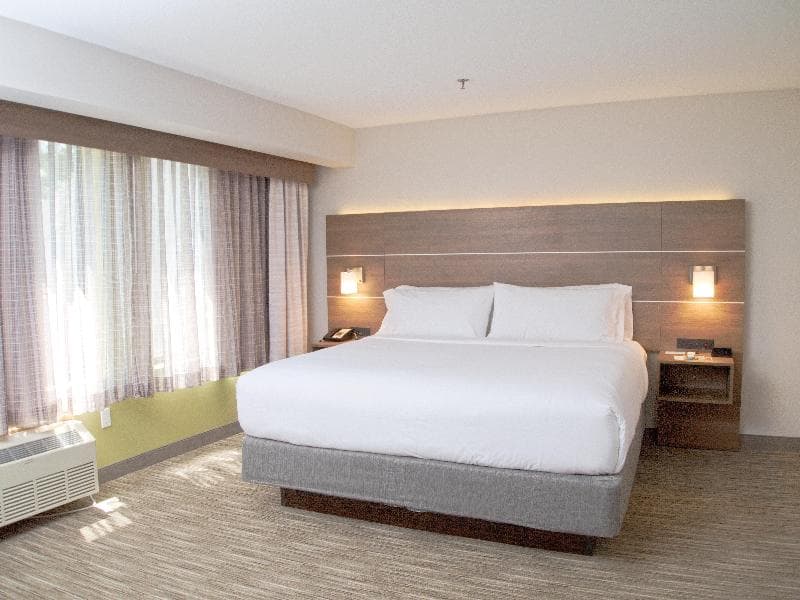 Holiday Inn Express South Burlington 5