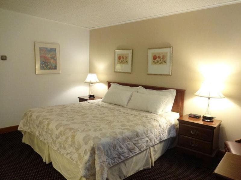 Gorham Motor Inn photo 1