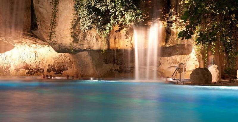 Tropical Islands 4