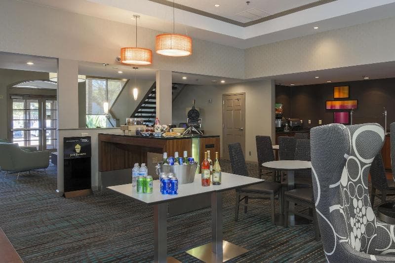 Residence Inn Bakersfield 3