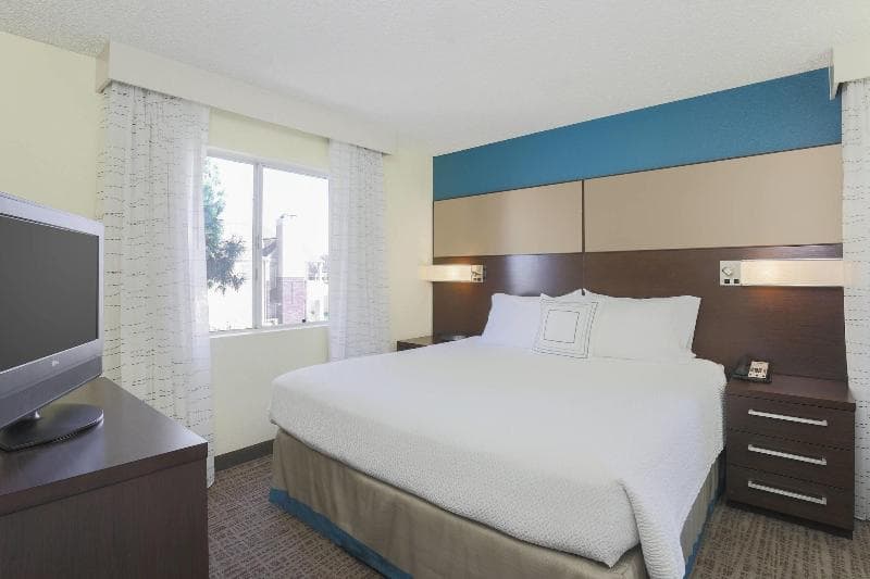 Residence Inn Bakersfield 4