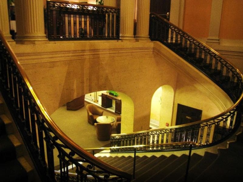 Raffles Boston 4
