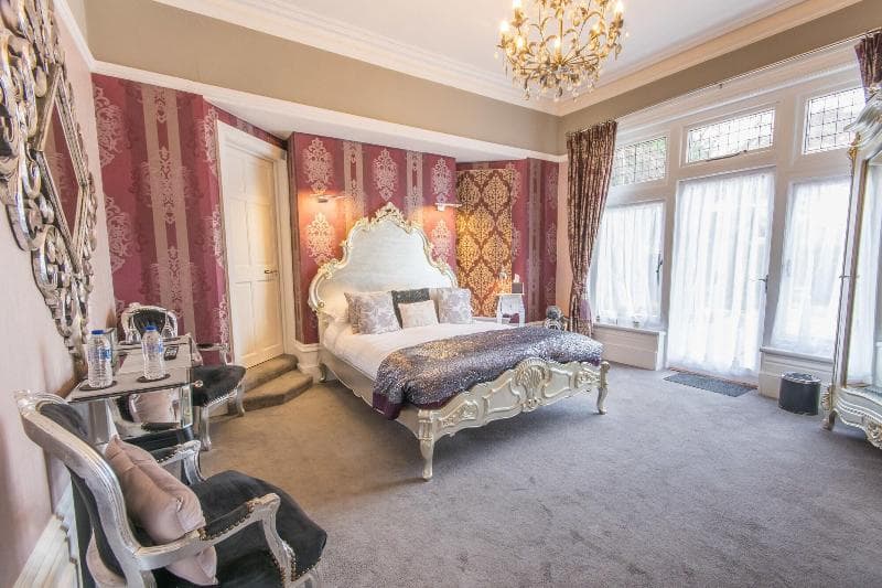 Grovefield Manor Hotel - Guest House (Adults Only) 3