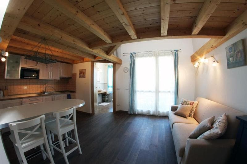 Bombyx Inn photo 1