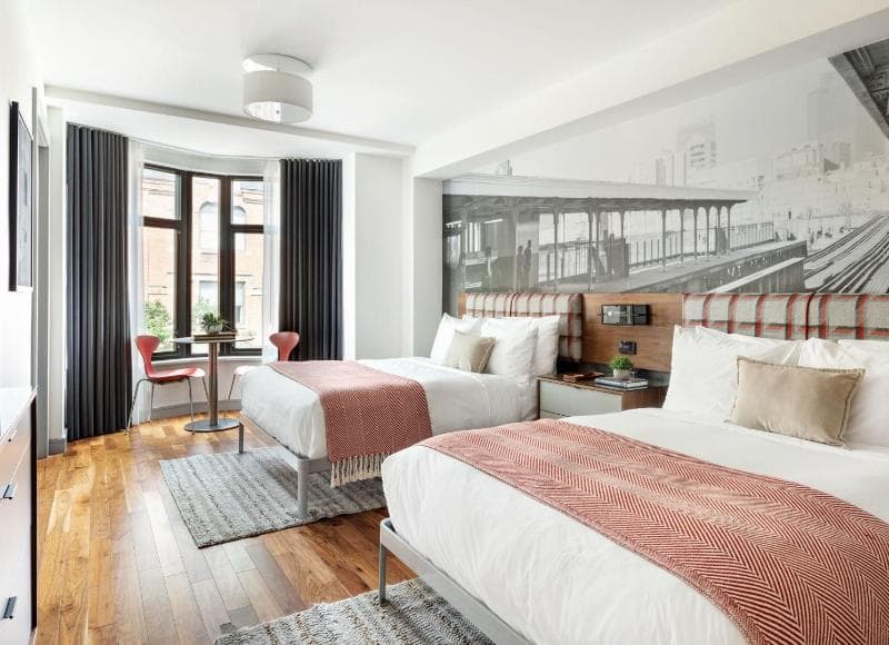 The Revolution Hotel 4