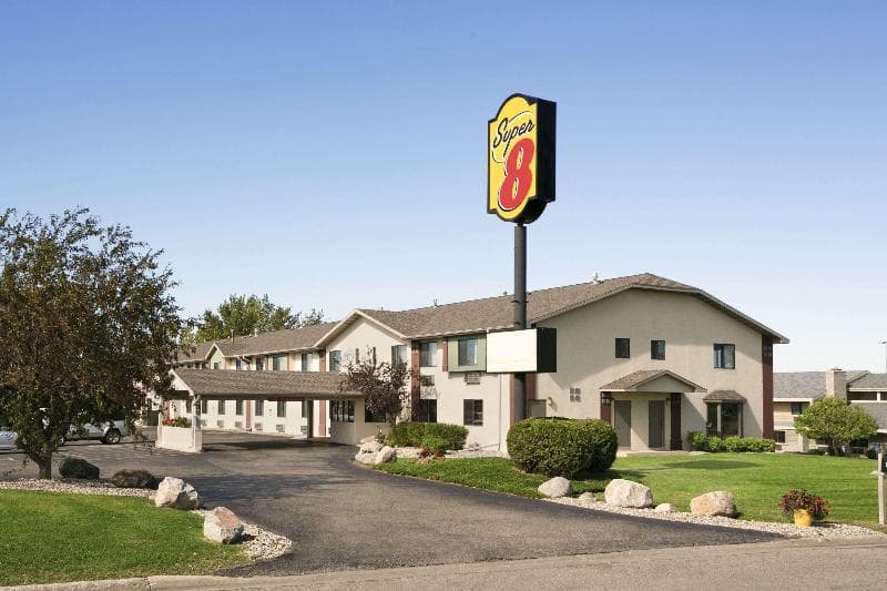 Super 8 By Wyndham Alexandria Mn 5