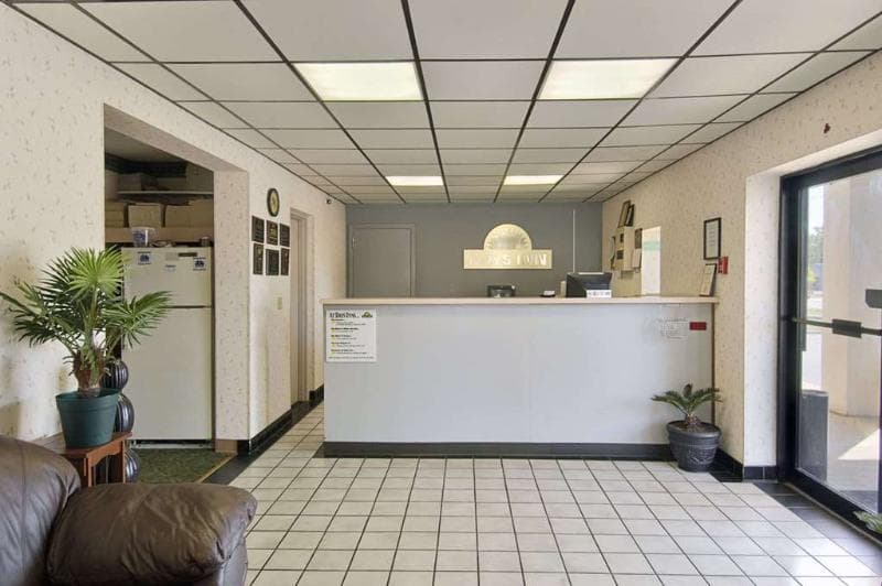 Econo Lodge Cheraw photo 1