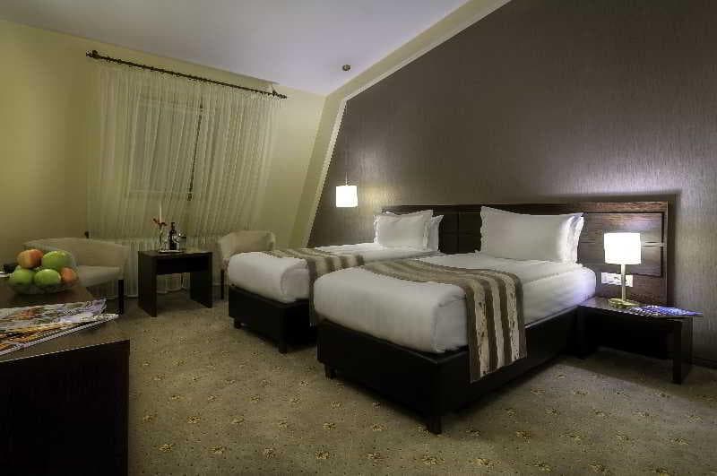 Golden Time Hotel 5
