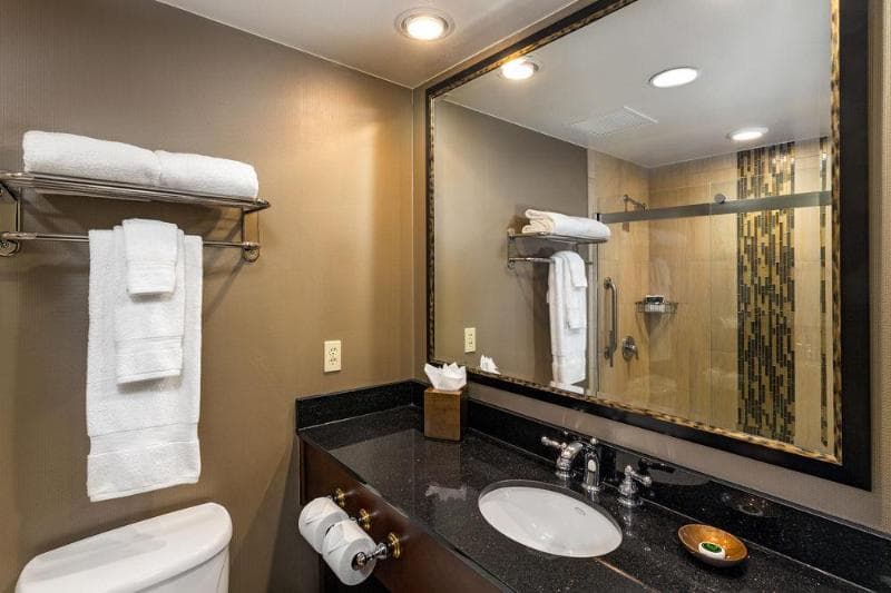Hotel 43 4