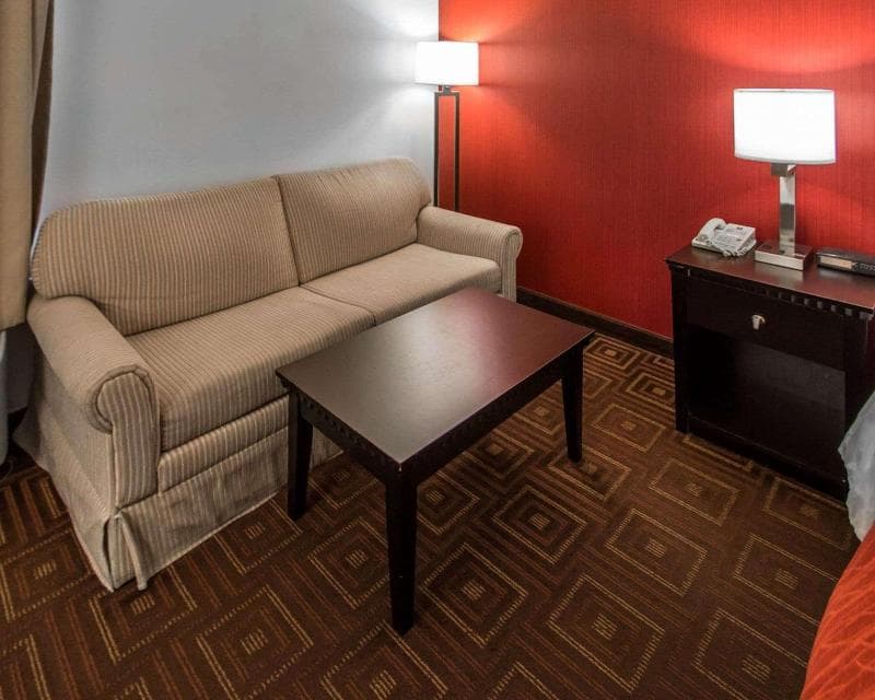 Quality Inn & Suites Nj State Capital Area 2