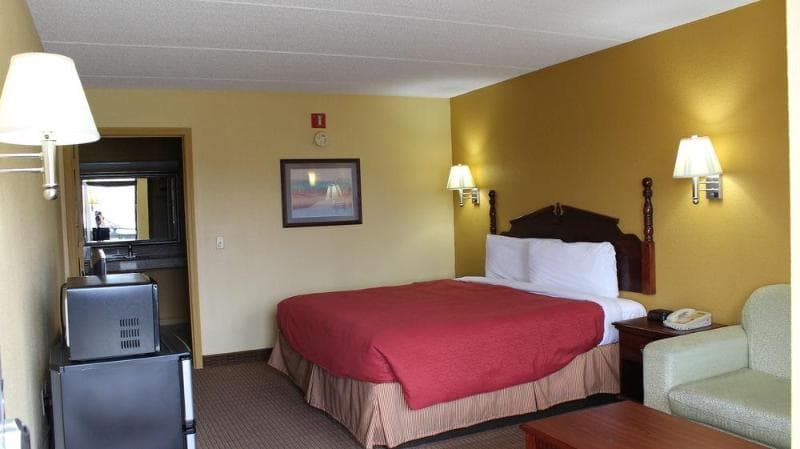 Executive Inn Scottsville 3
