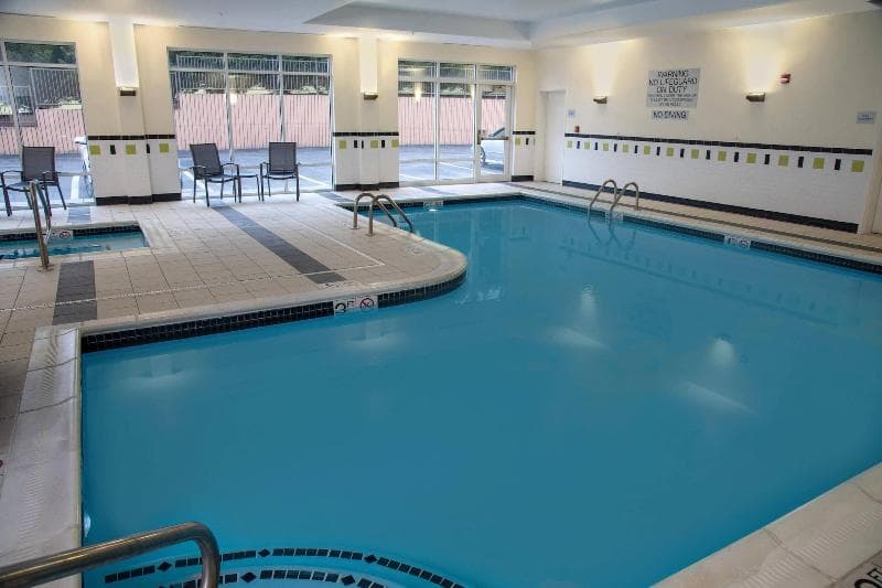Fairfield Inn & Suites Lewisburg 2