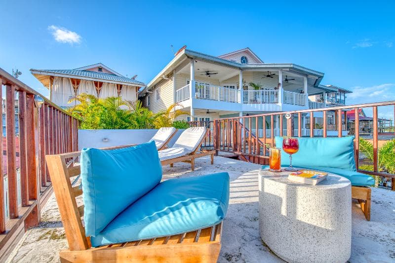 Tropical Suites Hotel 3