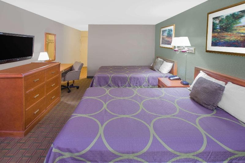 Super 8 By Wyndham Biloxi 3