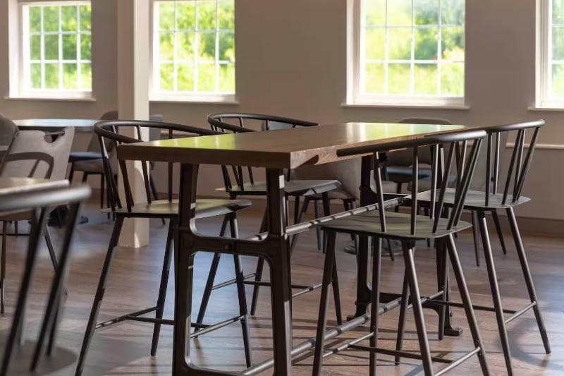 La Quinta Inn & Suites by Wyndham St. Albans 3