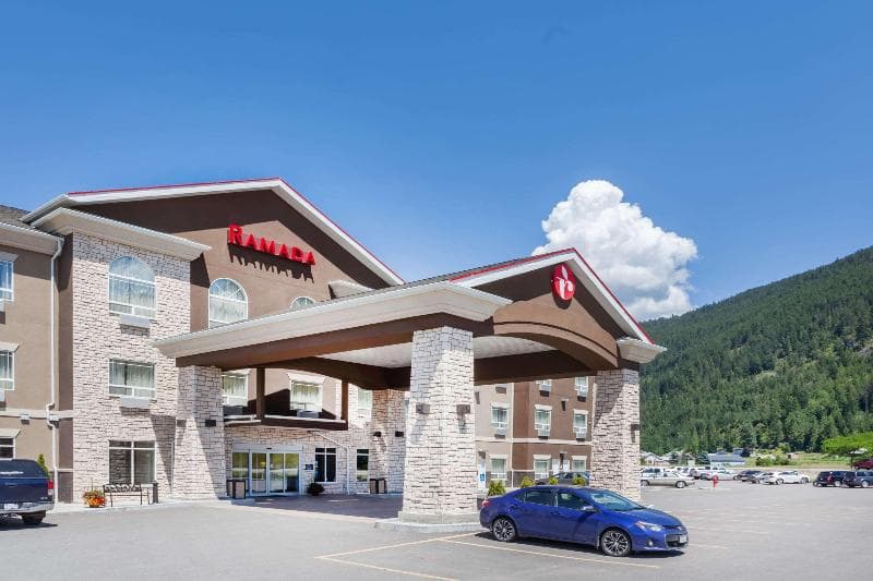 Ramada by Wyndham Creston 2