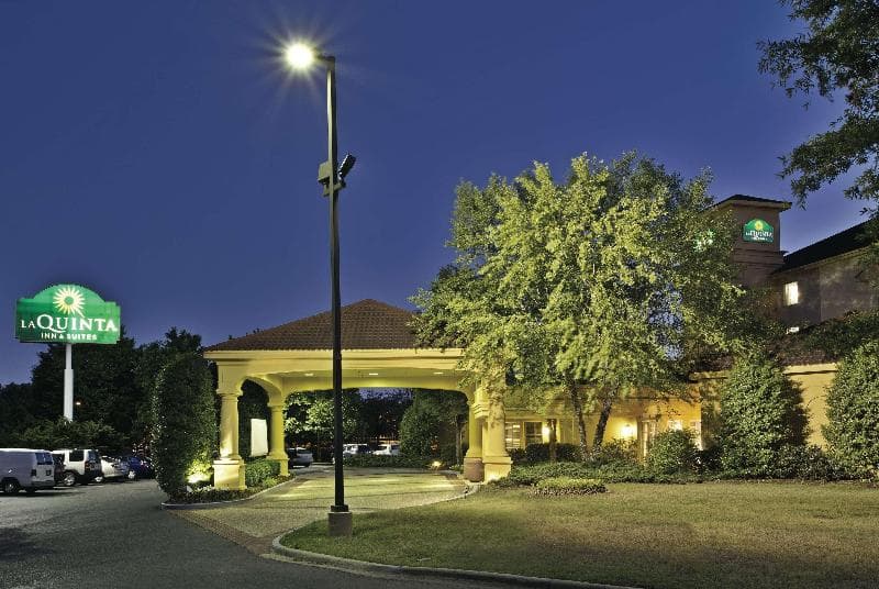 La Quinta Inn & Suites by Wyndham Birmingham Homewood 2