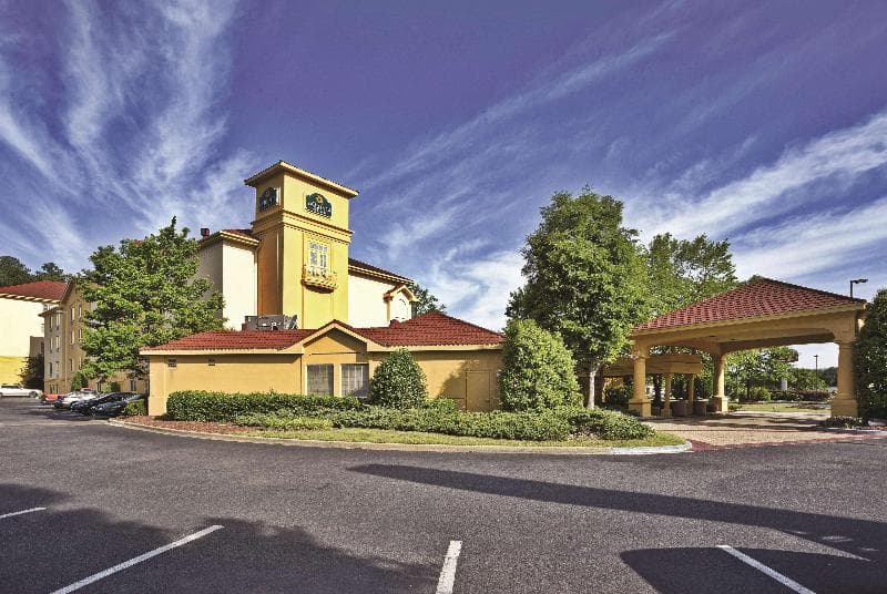 La Quinta Inn & Suites by Wyndham Birmingham Homewood 3