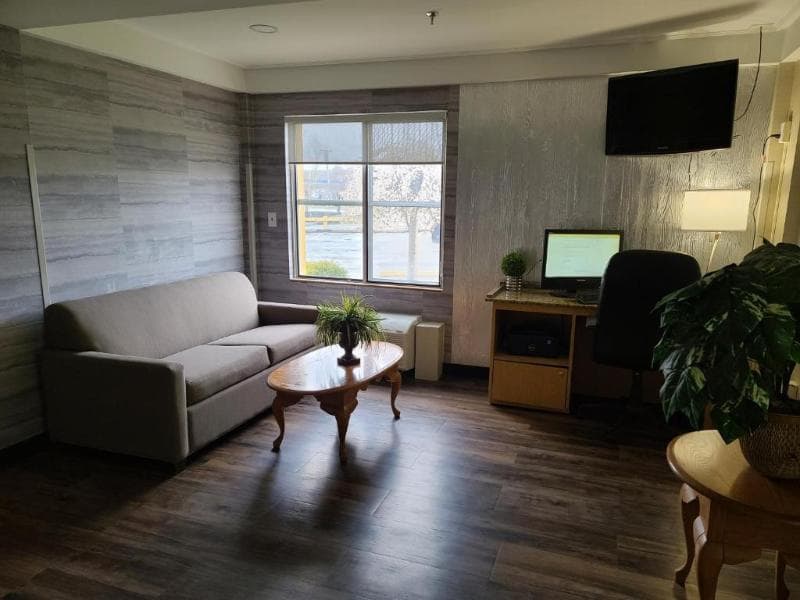 Comfort Inn Boston Milford photo 1