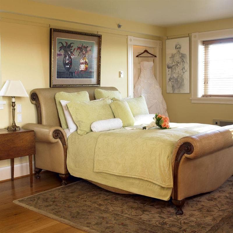 Swans Suites Hotel 4