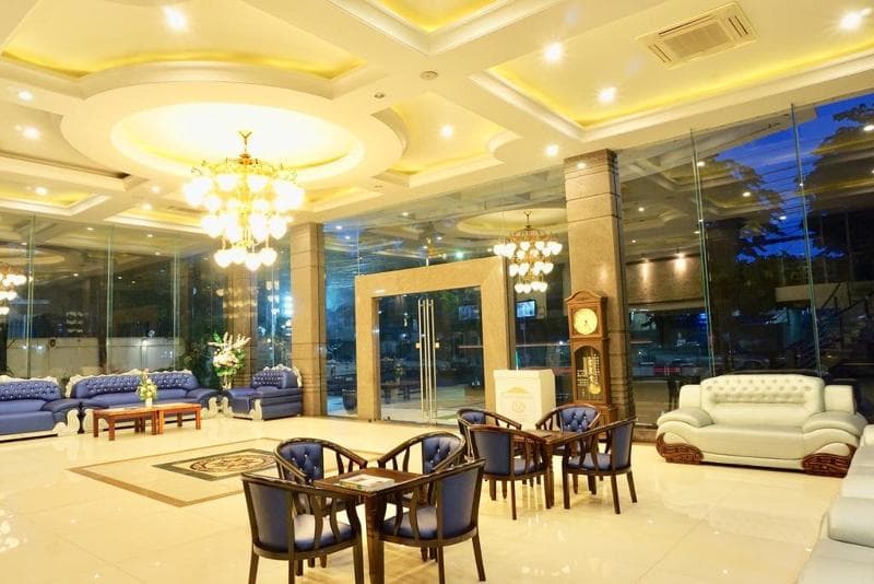 Miloft Sathorn Hotel 5