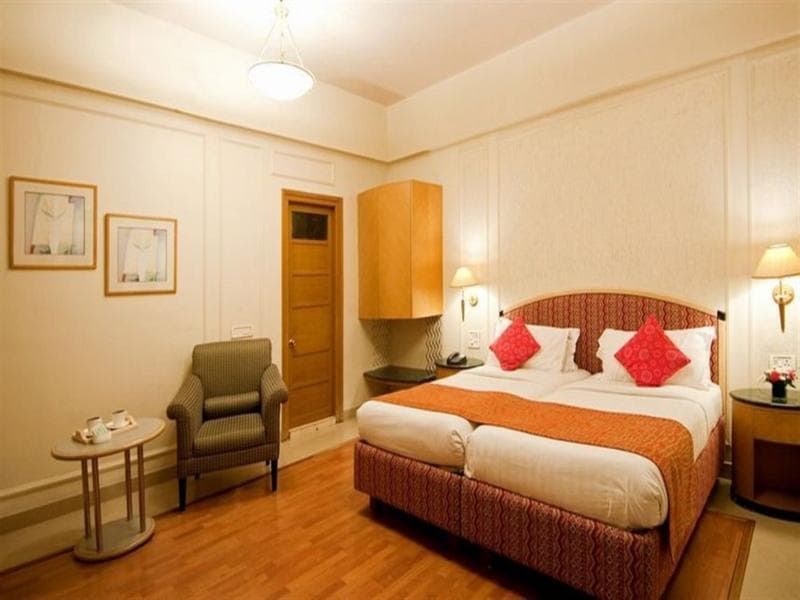 Astoria Hotel 4