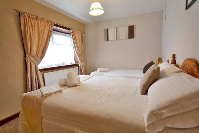 Barrons Hotel 3