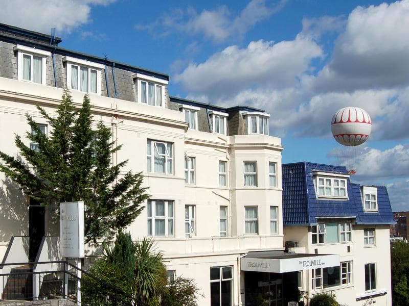 The Trouville 5