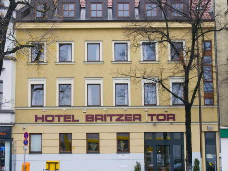 Britzer Tor photo 1