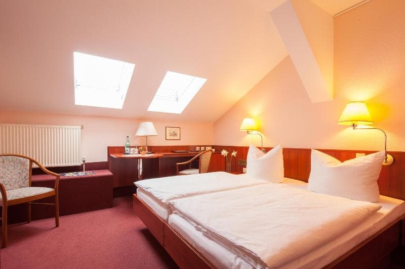 Hotel-Pension Kastanienhof 3