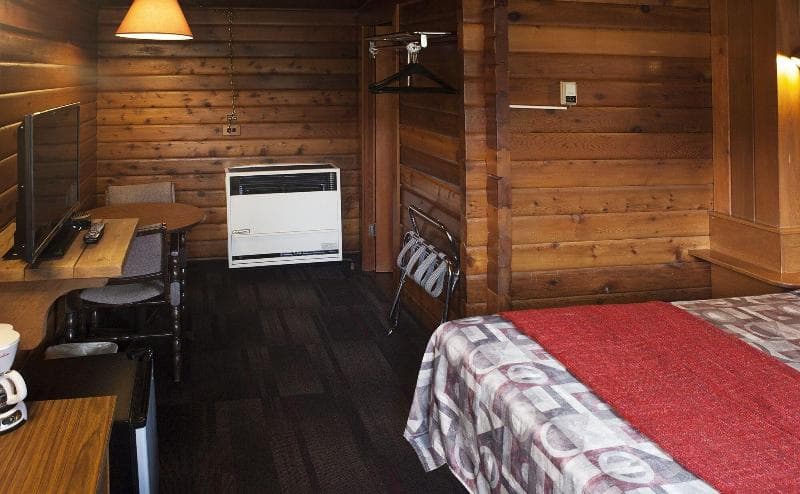 Rundle Mountain Lodge photo 1