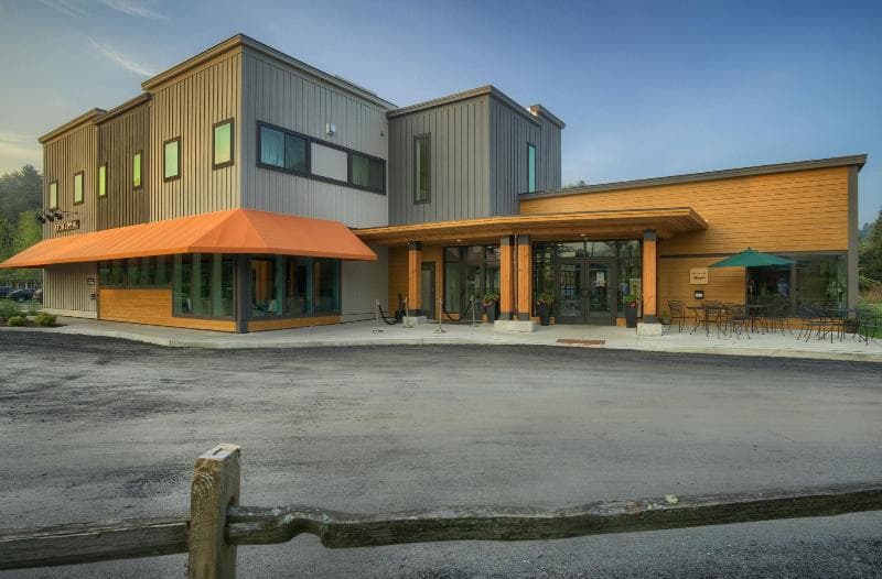 Sun And Ski Inn And Suites 3