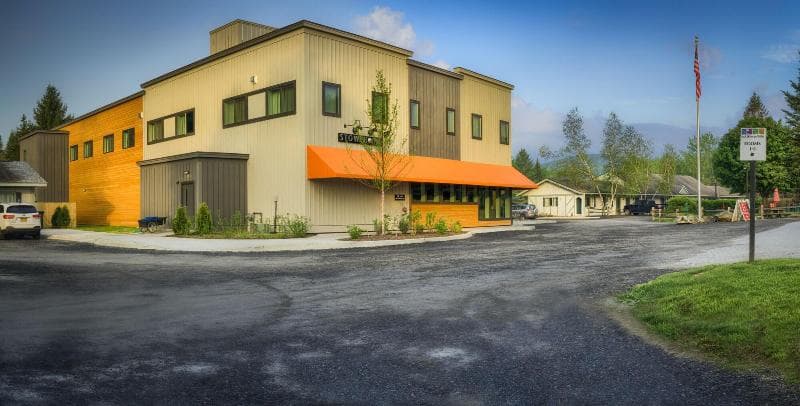 Sun And Ski Inn And Suites 4